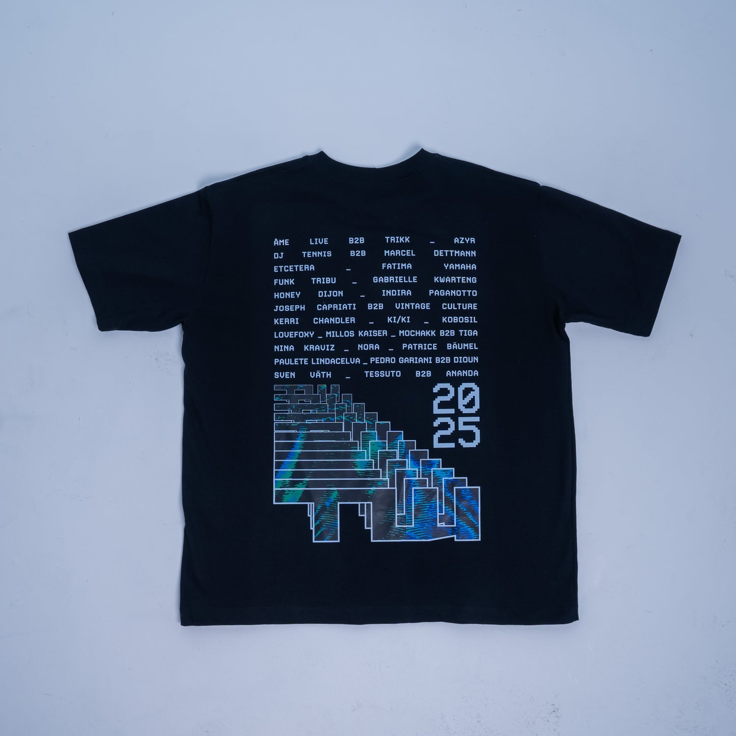 CAMISETA LINE UP PRETA